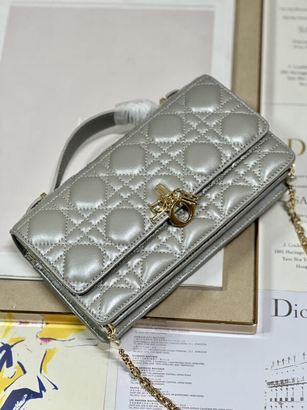 Dior Pearl Clutch - Patent Leather Metal Gray - Image 3