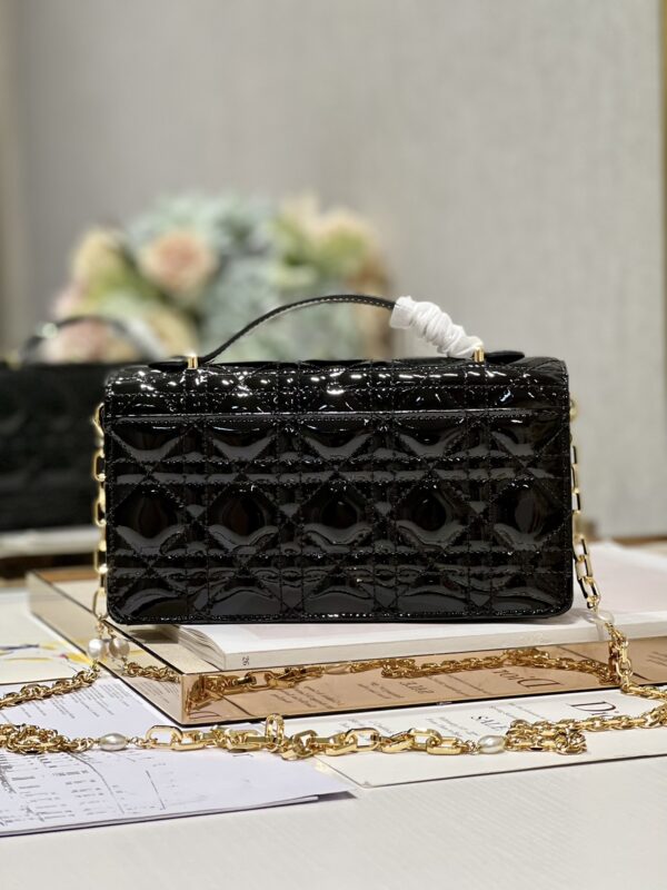 Dior Pearl Clutch - Patent Leather Black - Image 4